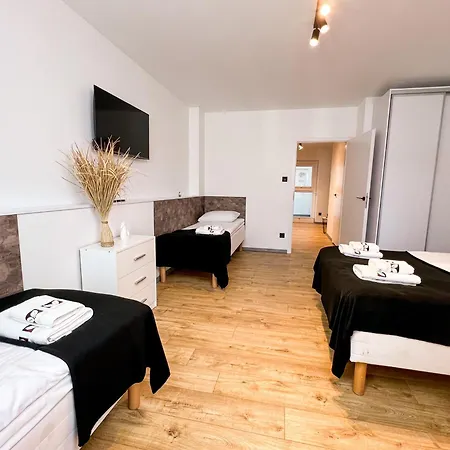 Apartmán Rajska Plaza Basen Odkryty Brodziki Basen Kryty Plac Zabaw Animacje Poddąbie