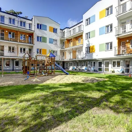Rajska Plaza Basen Odkryty Brodziki Basen Kryty Plac Zabaw Animacje Apartmán Poddąbie