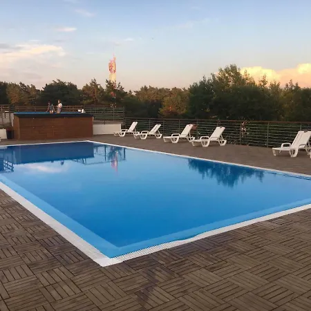 Rajska Plaza Basen Odkryty Brodziki Basen Kryty Plac Zabaw Animacje דירה