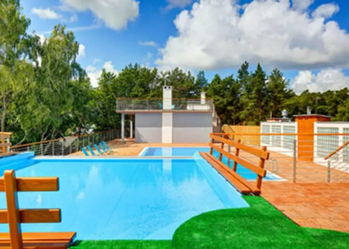 Rajska Plaza Basen Odkryty Brodziki Basen Kryty Plac Zabaw Animacje Daire *