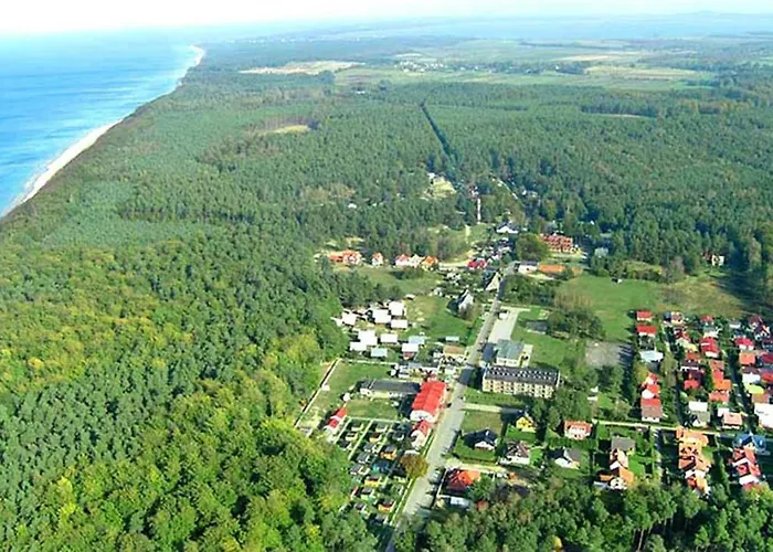 Rajska Plaza Basen Odkryty Brodziki Basen Kryty Plac Zabaw Animacje * Poddąbie