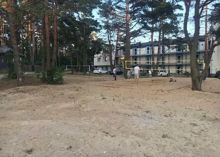 Rajska Plaza Basen Odkryty Brodziki Basen Kryty Plac Zabaw Animacje Daire